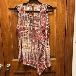 Sleeveless tunic top